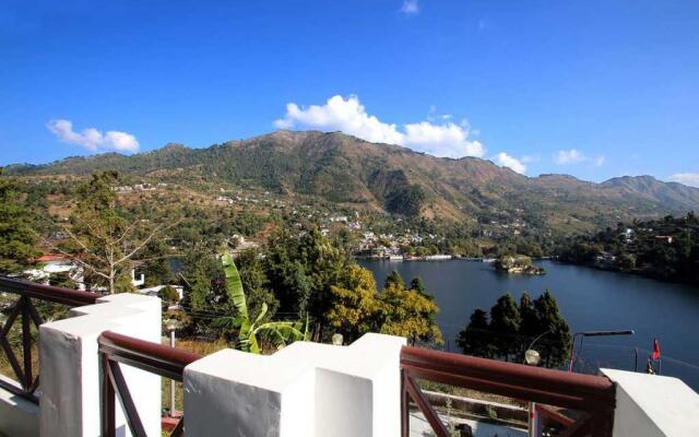 Hotel Lake Inn - A Luxury Lake View Hotel