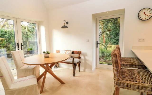 The Elm Coach House