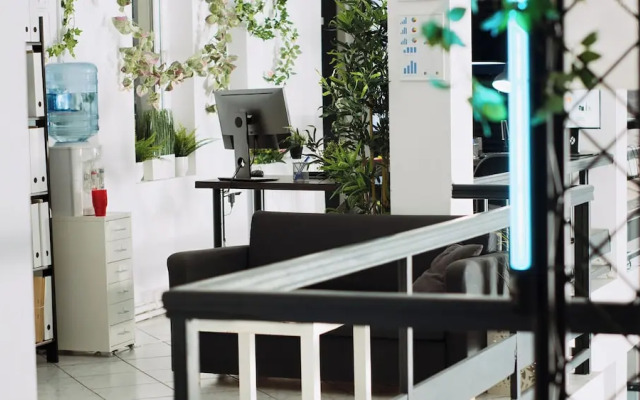 Ko lanta Hotels & Co- Working Space