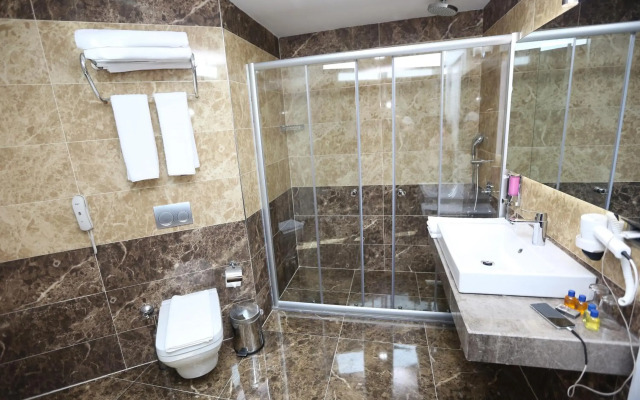 Elips Royal Hotel & Spa
