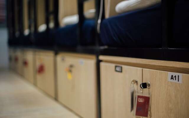 Bluewaters Pods At Bugis - Hostel