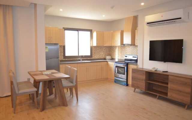 Larissa Suites