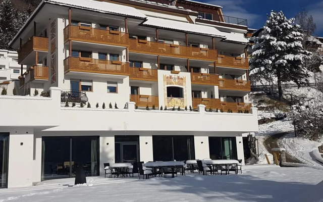 Molaris Lodge