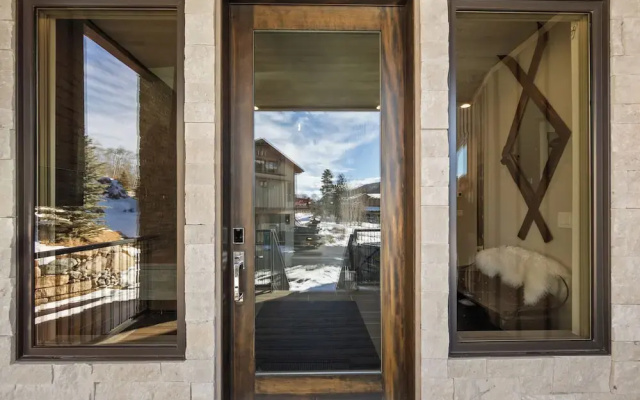 200 Caravelle Drive - фото 3