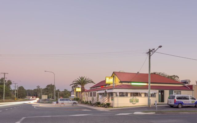 D'Aguilar Hotel Motel