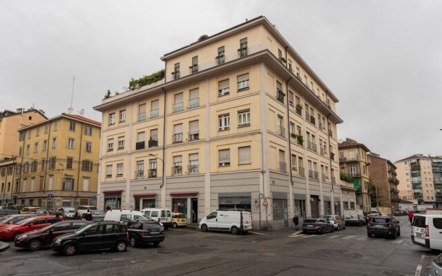 Carlo No 7 - Sui Tetti di Torino