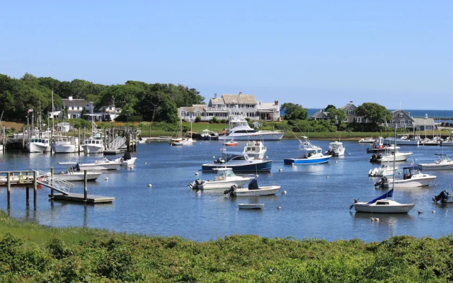 The Coachman Motor Inn