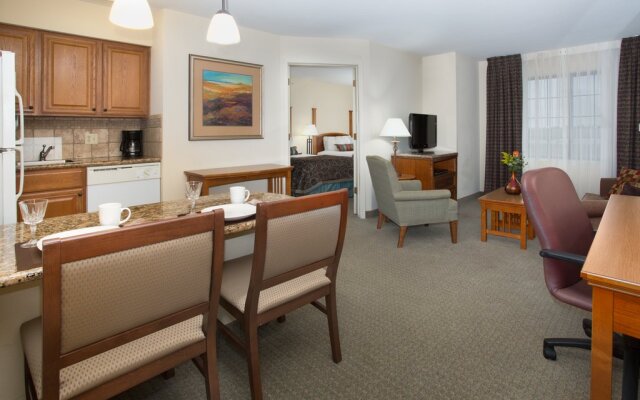 Staybridge Suites Lincoln I-80