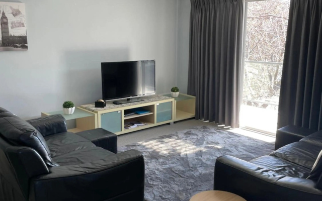 Unit 9 Bellevue – Lobby – Lakes Entrance