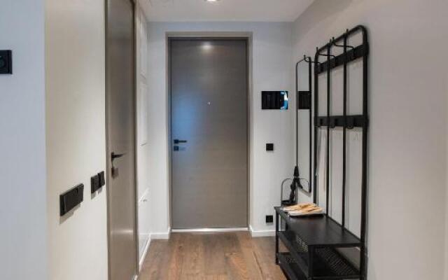 Revalia Premium Das Haus Studio