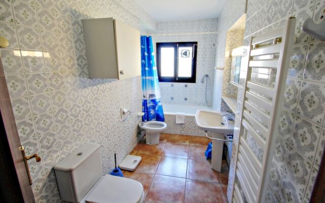 Flandes - traditionally furnished detached villa with peaceful surroundings in Benissa