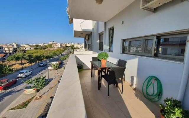 Iriana's Apartment in Center 2