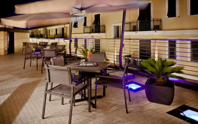 B&B HOTEL Imperia Rossini al Teatro