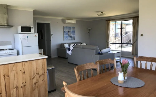 Omaroo Cottage Bruny Island
