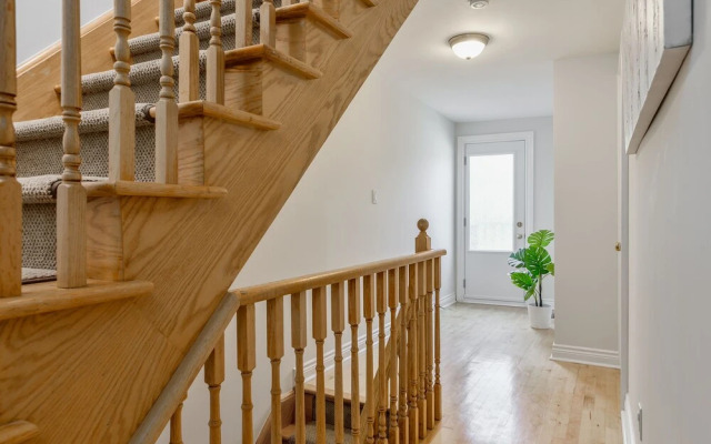 Homey & Elegant 3-bedroom House in the Annex