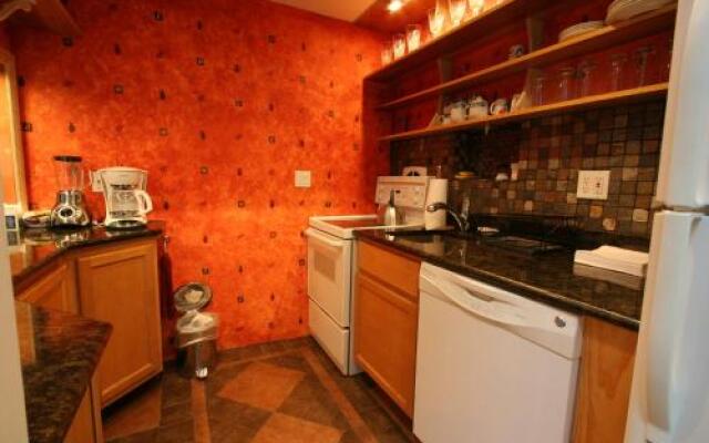 Alpenhof Bed and Breakfast