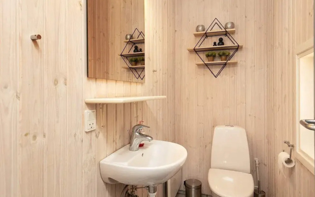 6 Person Holiday Home in Vaeggerlose