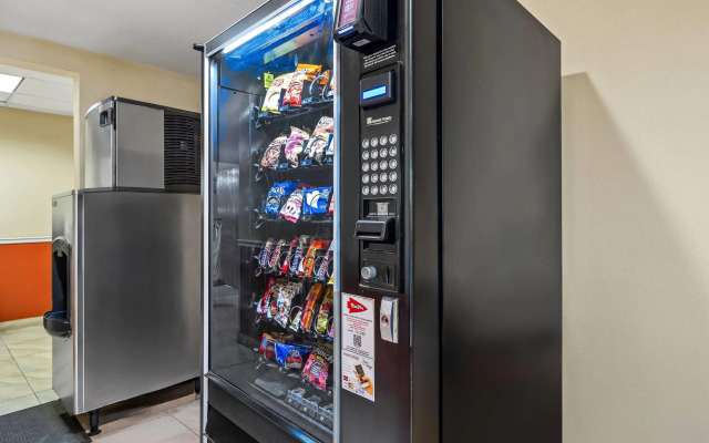 Super 8 by Wyndham Marana/Tucson Area