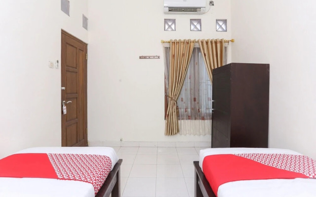 Oyo 1680 Dahlia Guesthouse