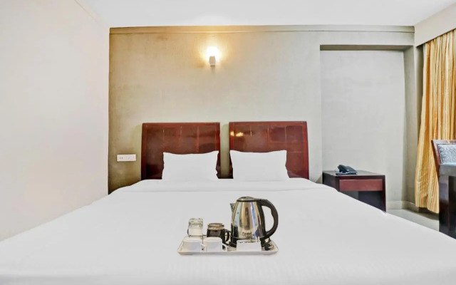 OYO Townhouse 80108 Aec Residency