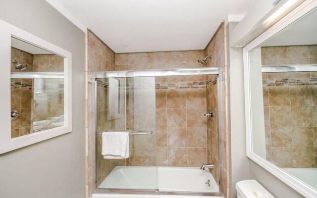 Village House 101 - Two Bedroom Condo