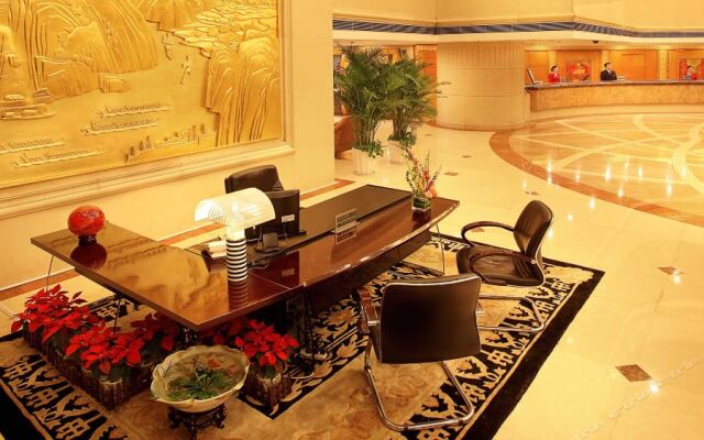 Green Land Hotel