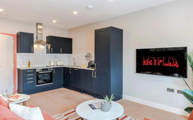 Your Apartment Shepherd's Bush