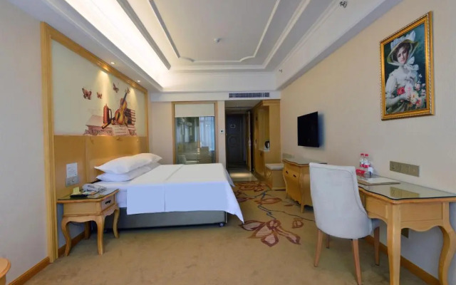 Vienna International Hotel (Huizhou Daya Bay Coastal Park Branch)