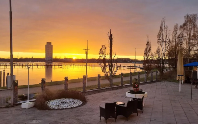 Hotel Strandhalle
