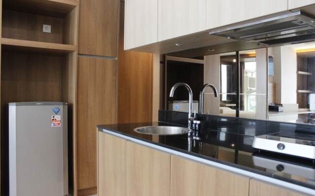 Trendy & Comfy Studio at Tamansari La Grande Apartment