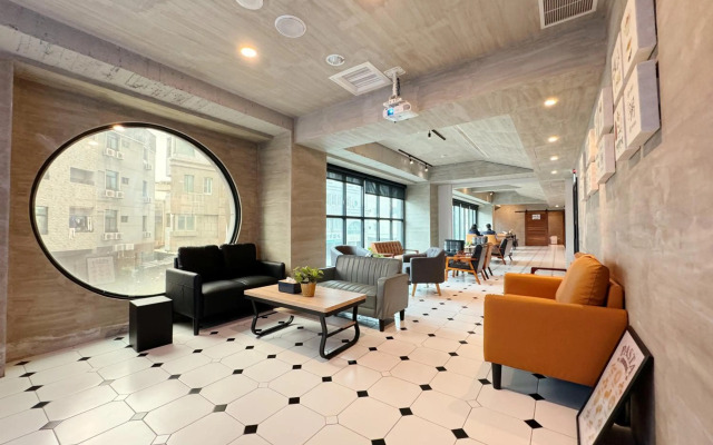 Roaders Hotel Tainan ChengDa