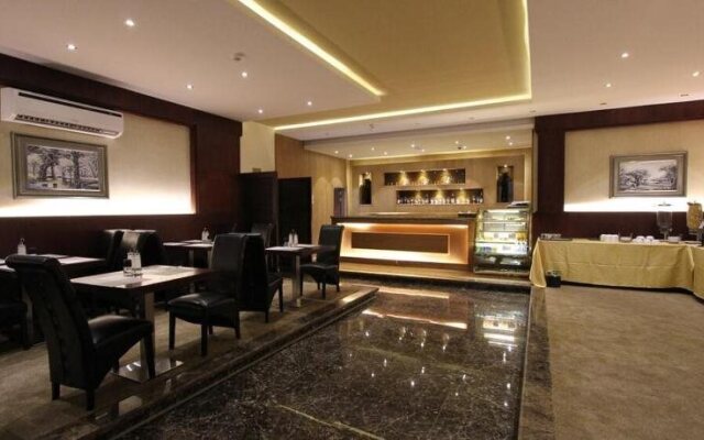 Taleen Granada Hotel Apartments