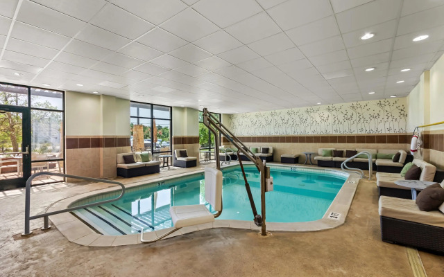 Sleep Inn & Suites