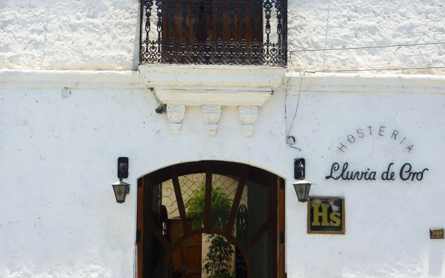 Hostal Lluvia de Oro
