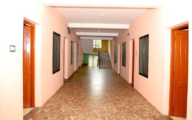 OYO 6711 Geojo Residency