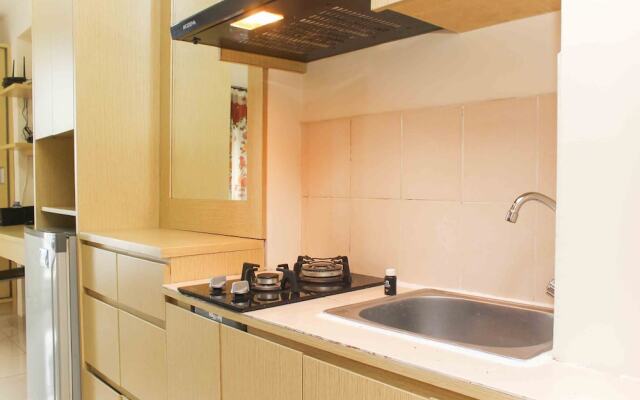 Homey And Comfort Studio At Tifolia Apartment