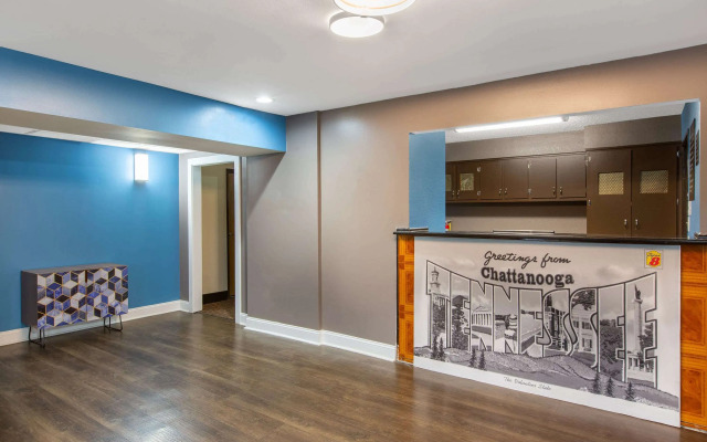 Super 8 by Wyndham Chattanooga Lookout Mountain TN