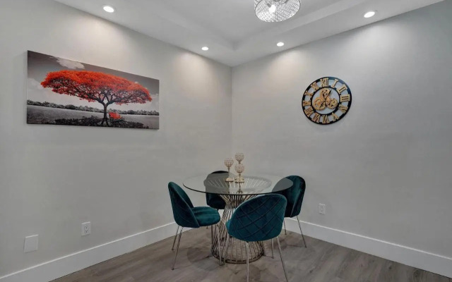 Bay Harbor Suites
