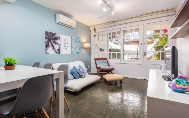 Duplex em Búzios com Suítes e Piscina | CLC 11