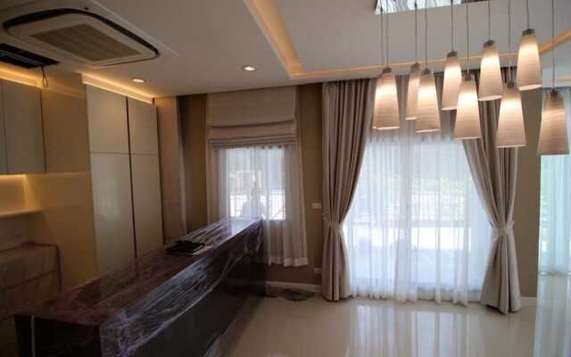 Somsri Apartment