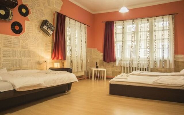 Serdika Rooms