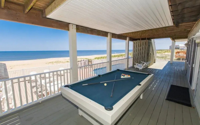 Vista Royale by RedAwning