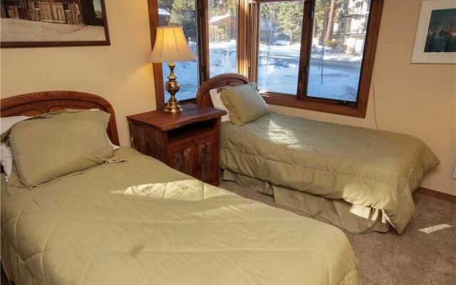 Mountainback #37, Den - 2 Br Condo