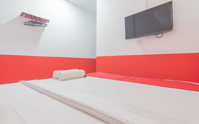 RedDoorz @ Pasar Melayu Sagulung Batam