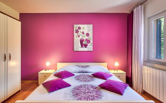 Beautiful Home in Labin With Wifi and 3 Bedrooms