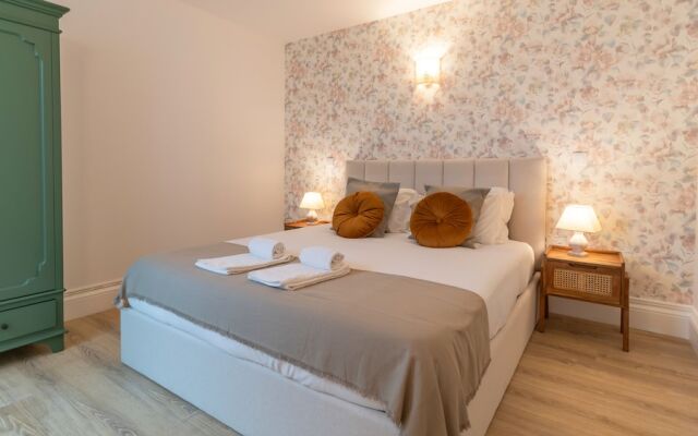 Urban House Marquês by LovelyStay