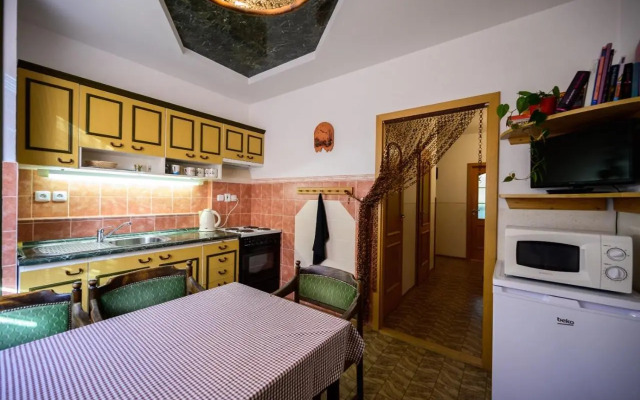 Apartment Gebrt
