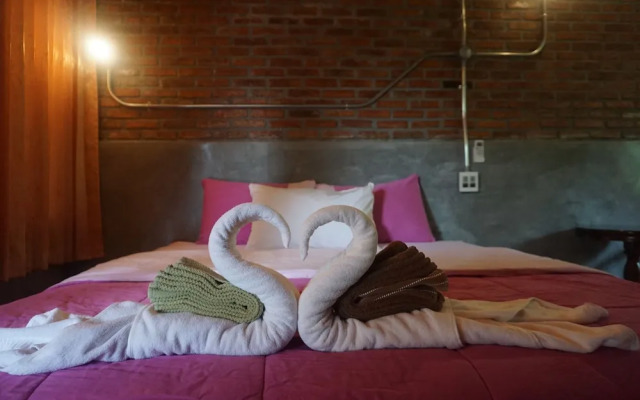 Steelloft  Home Stay