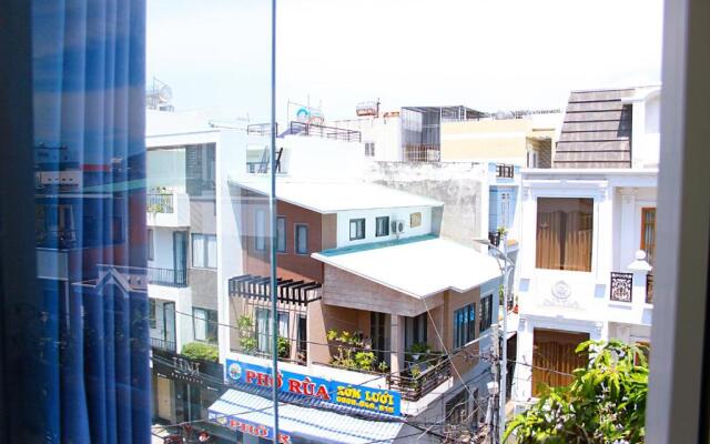 Anh Truc House - Near Front Beach