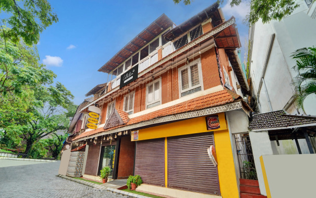 Collection O Calvathy Road Near Fort Kochi